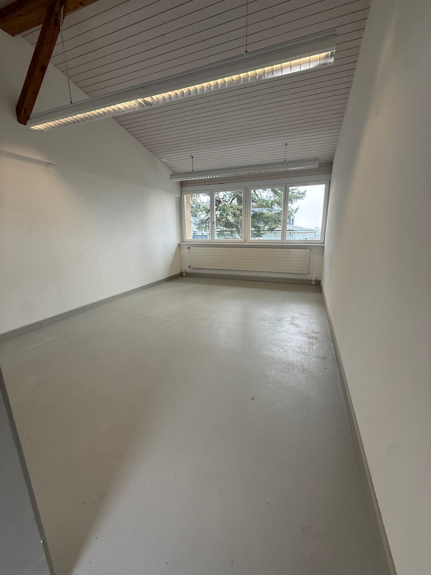 26m² commercial