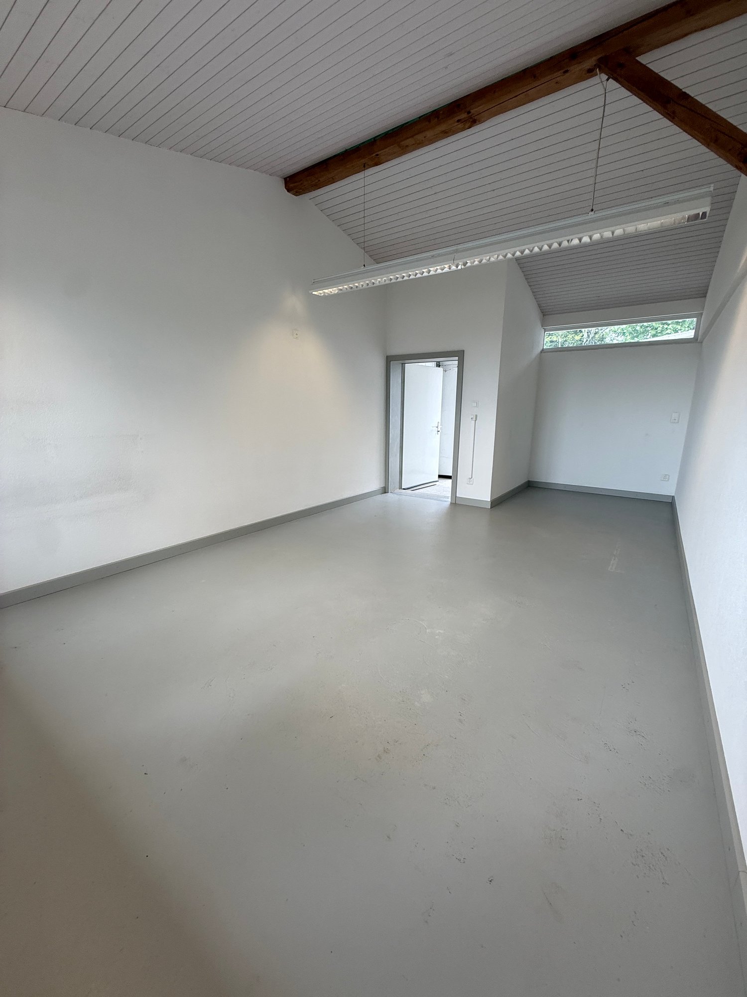 26m² commercial
