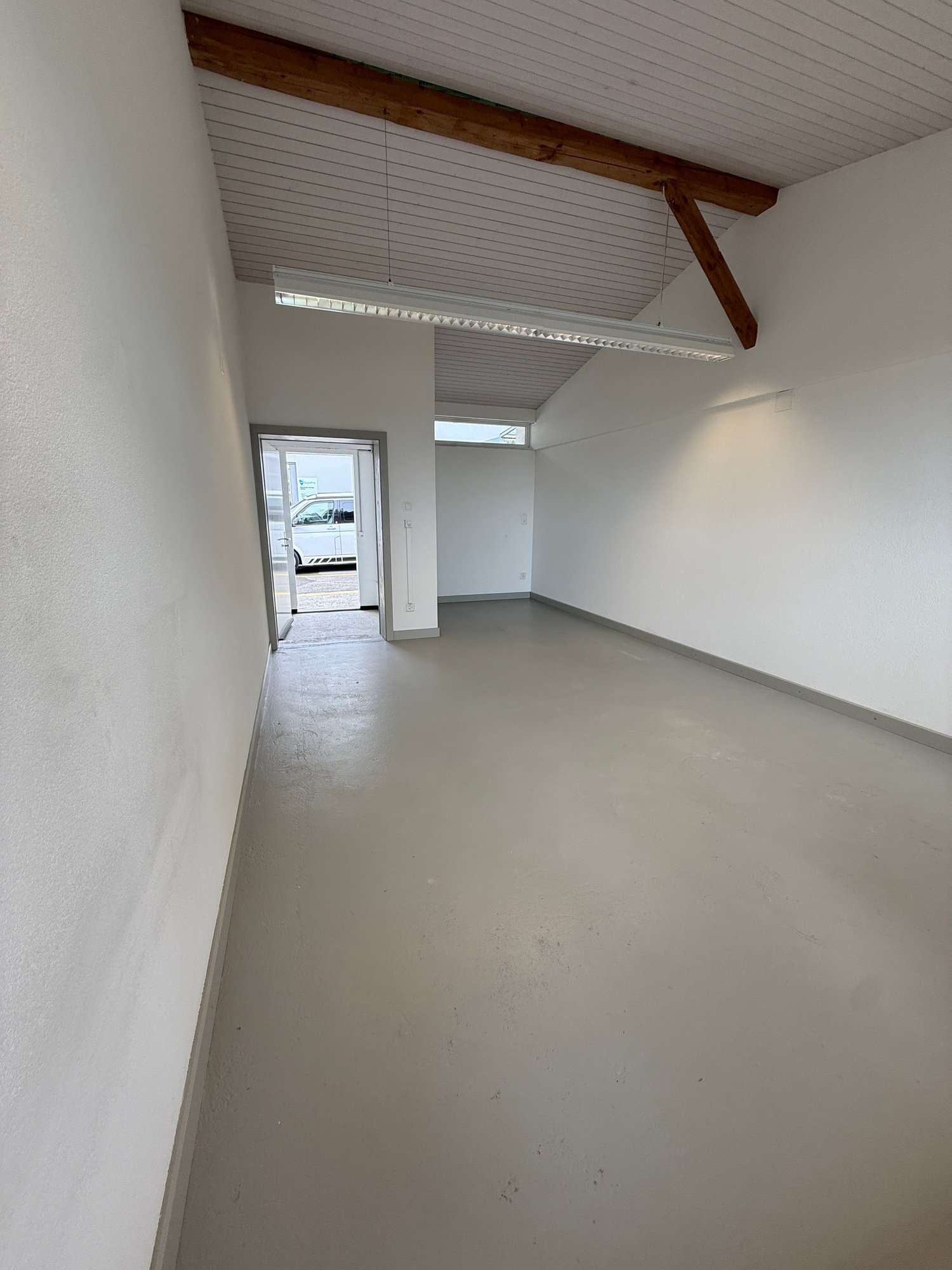 26m² commercial
