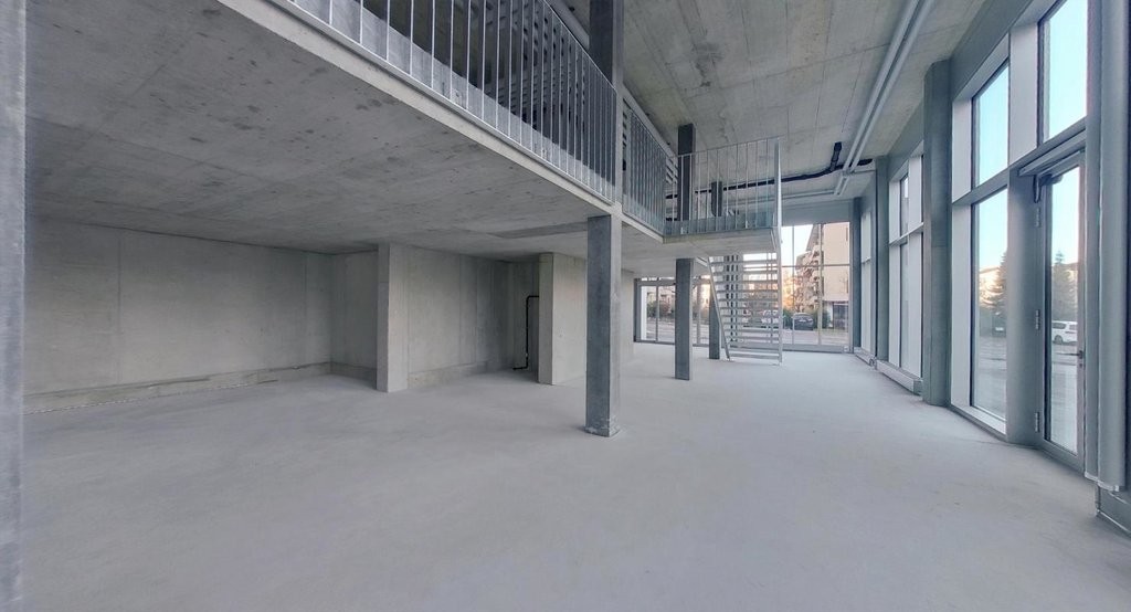 375m² shop, Foto 3 von 9