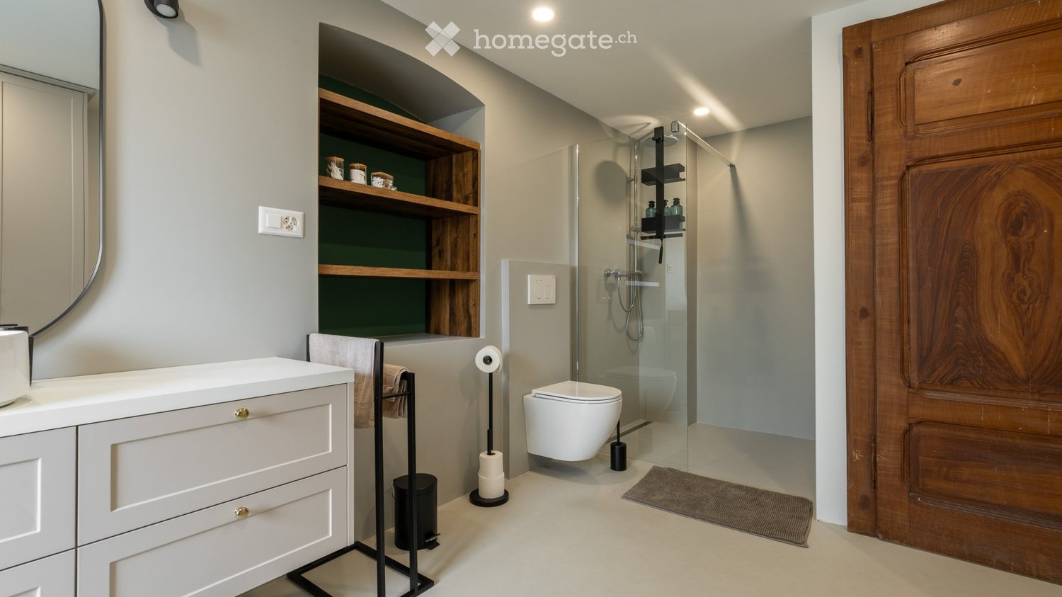 Nous proposons à la location dès maintenant un appartement meublé de 2,5 pièces à Acquarossa. L'appartement est réservé aux non-fumeurs et les animaux domestiques ne sont pas admis.