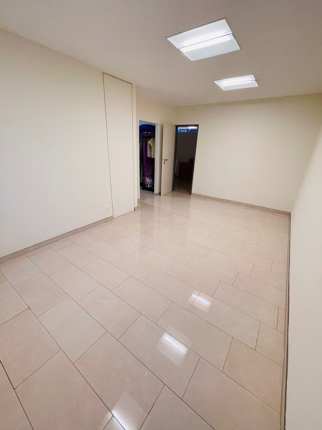 23m² commercial