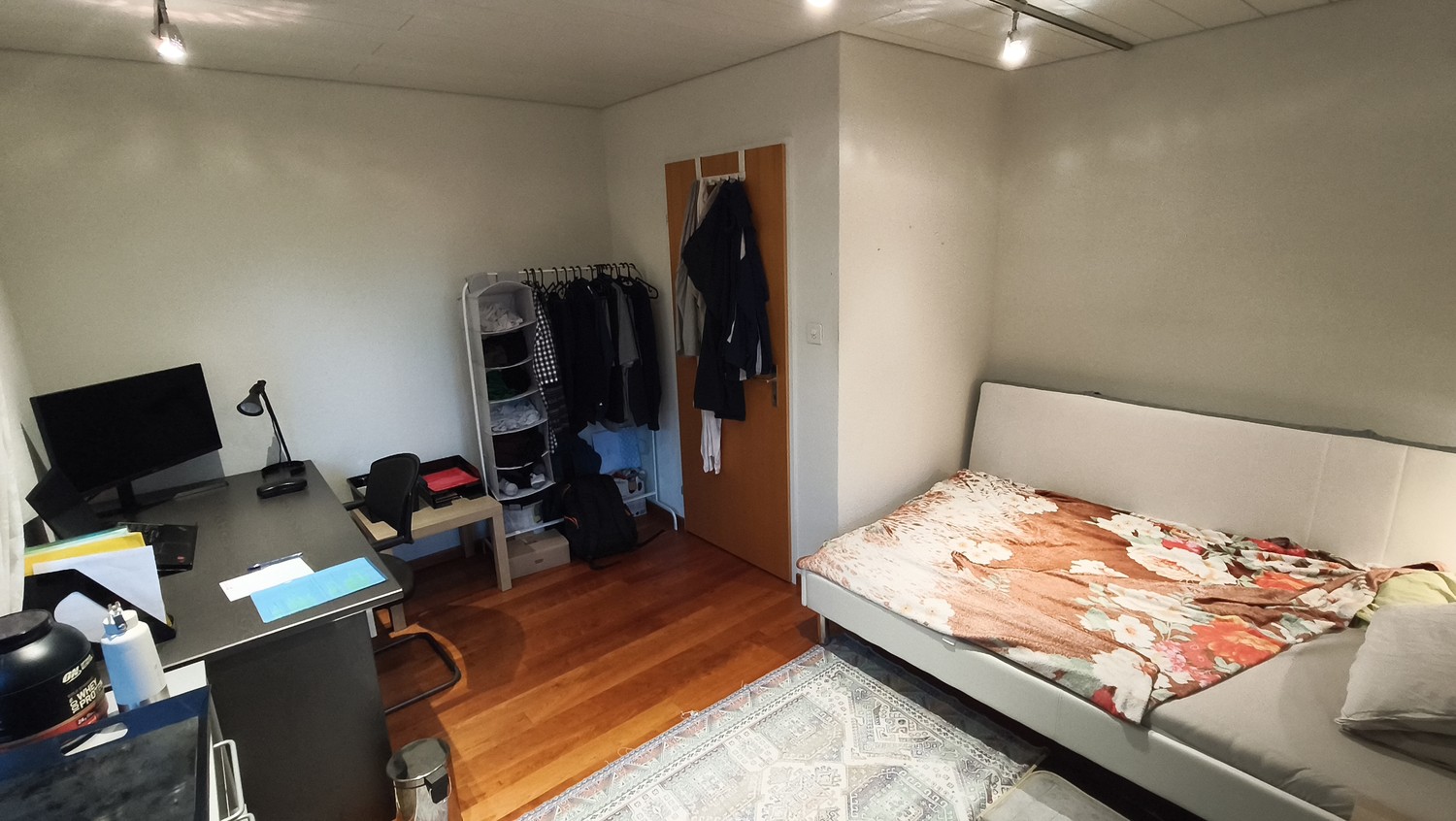 Zimmer in einer Wohngemeinschaft, Foto 2 von 10