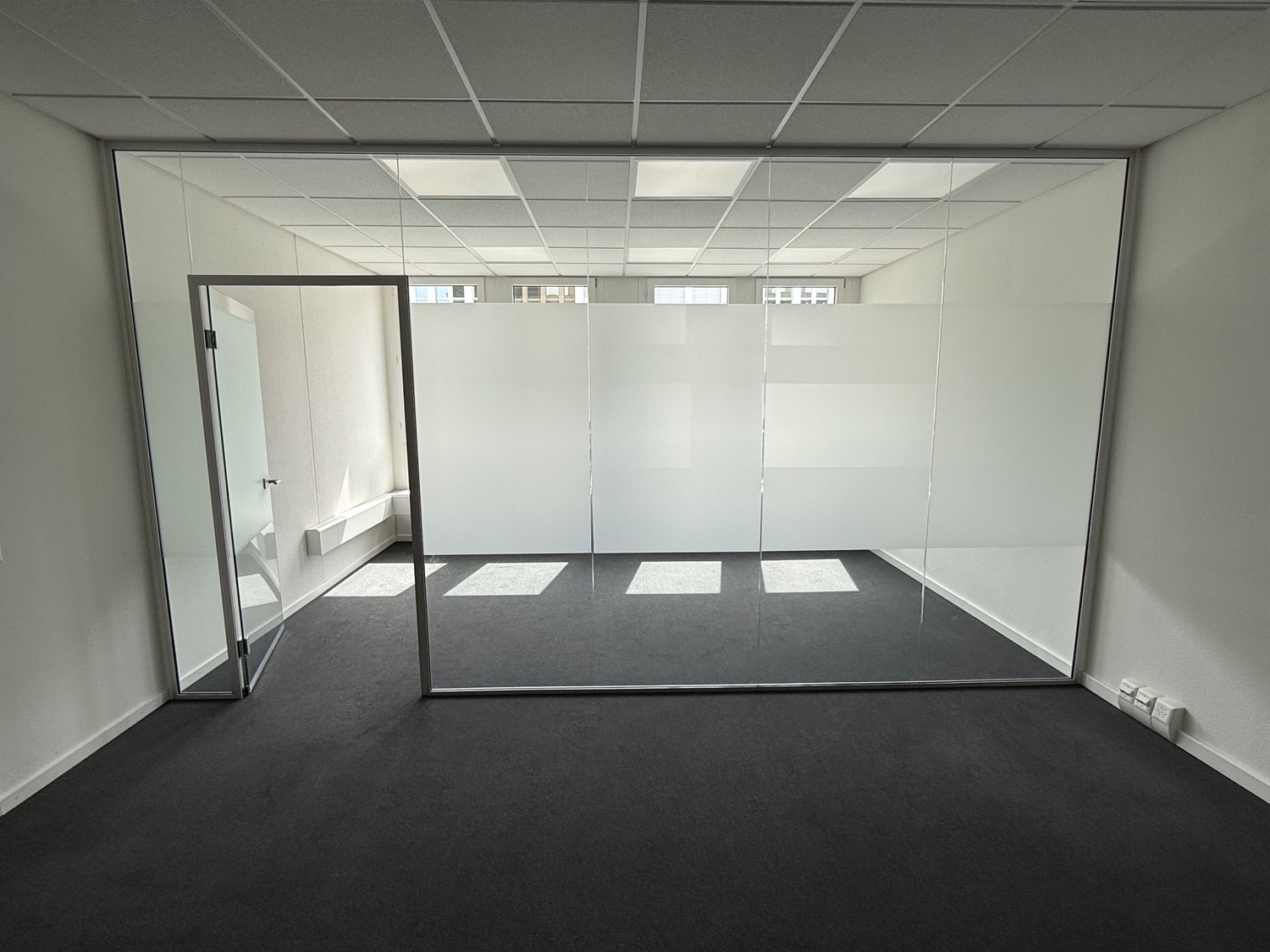40m² office