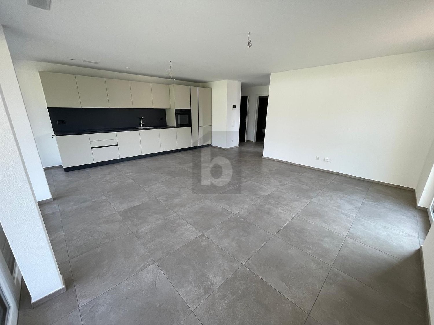 2 ½ Zimmer Wohnung, Foto 2 von 4