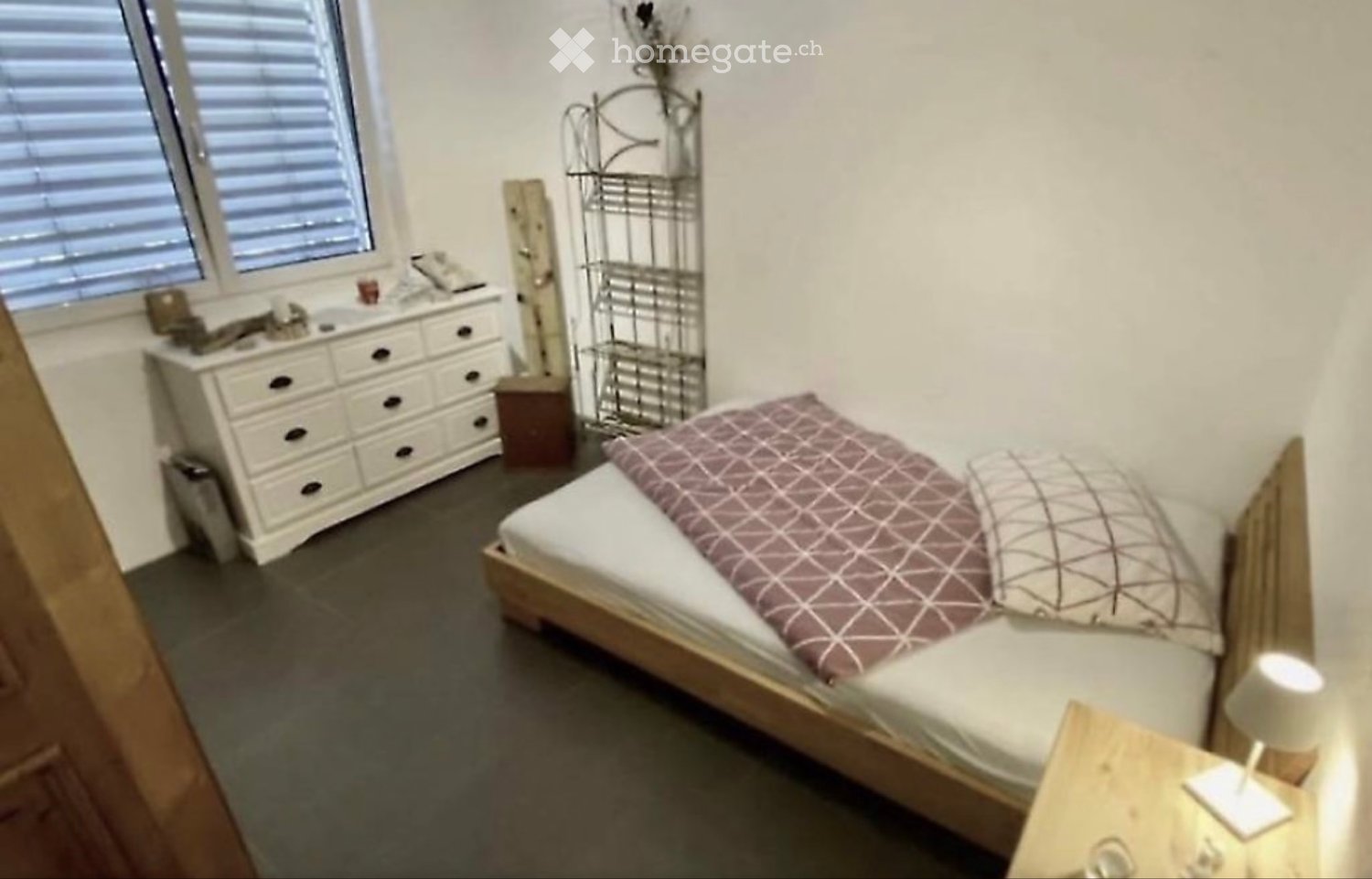 1 room single room