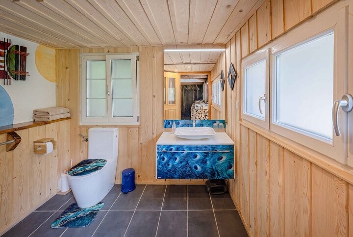 6 rooms single house