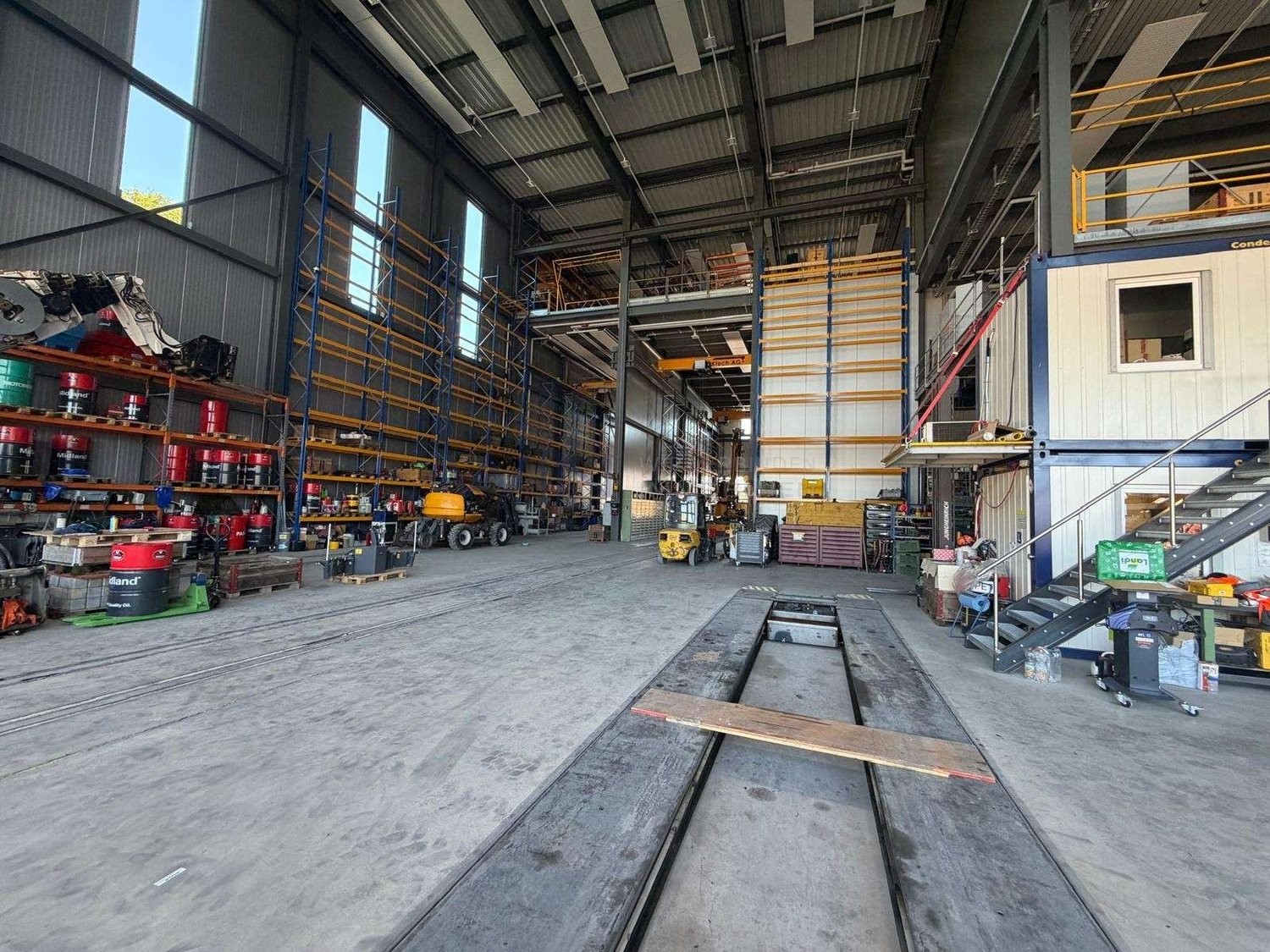 3740m² commercial