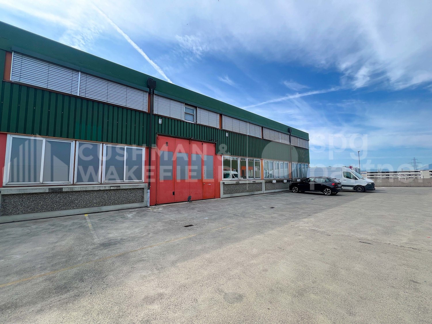 940m² Gewerbe, Foto 1 von 10