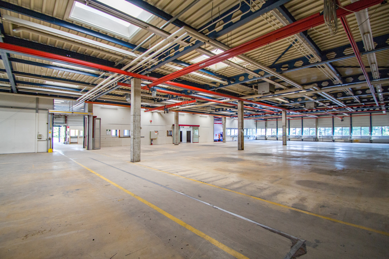 635m² commercial