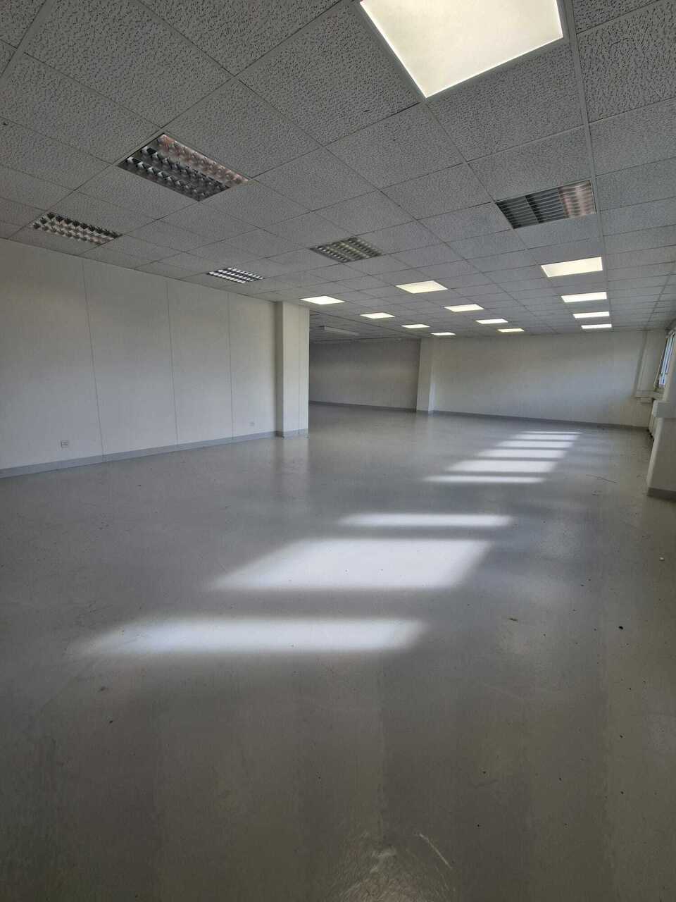 194m² office, Foto 5 von 5