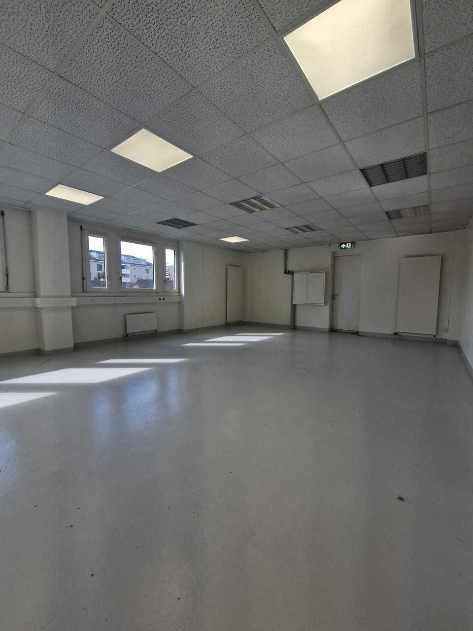 194m² office, Foto 3 von 5