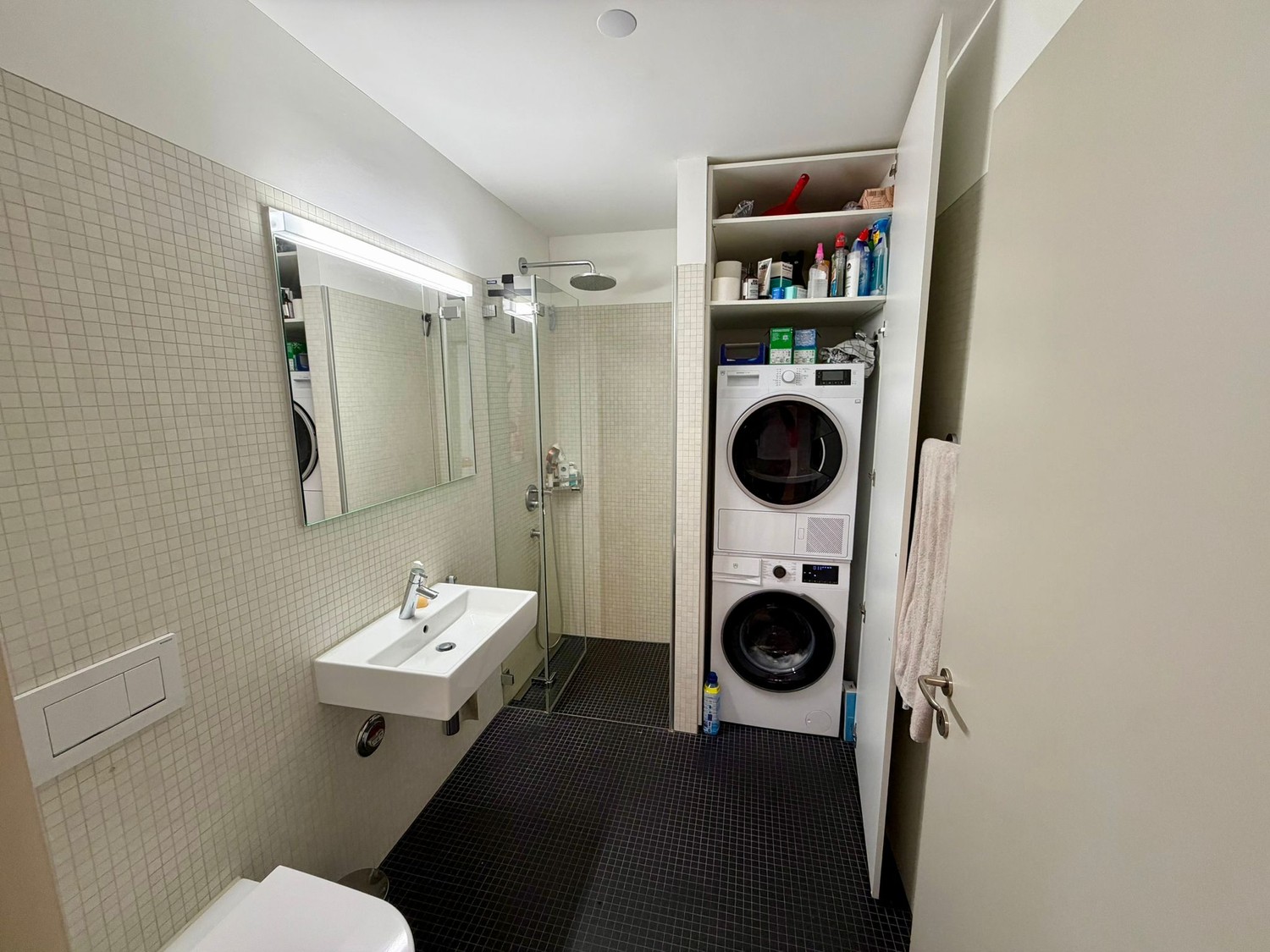 Room in a shared flat, Foto 5 von 8