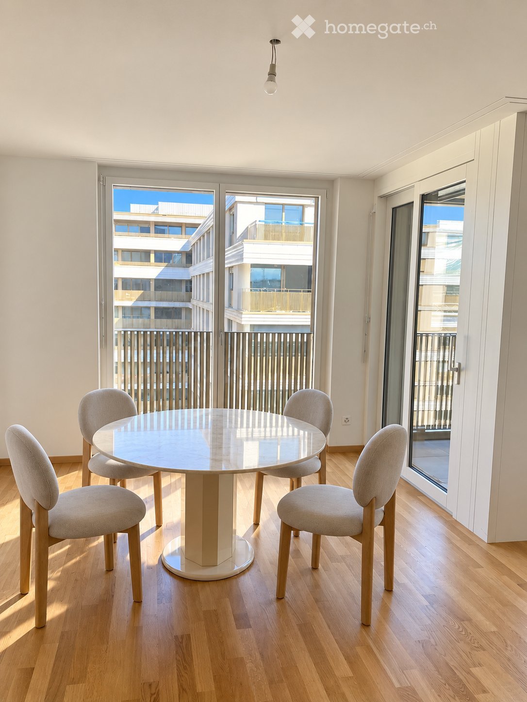 6-Zimmer-Wohnung