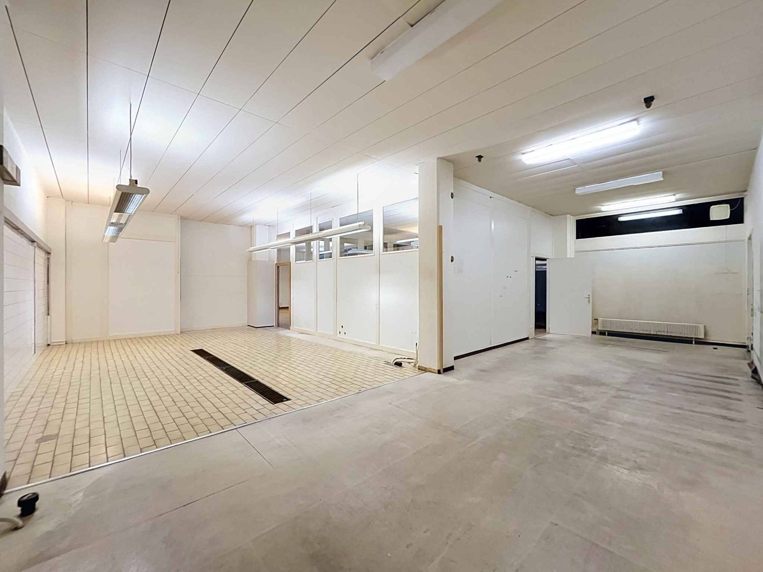 247m² office, photo 6 sur 8