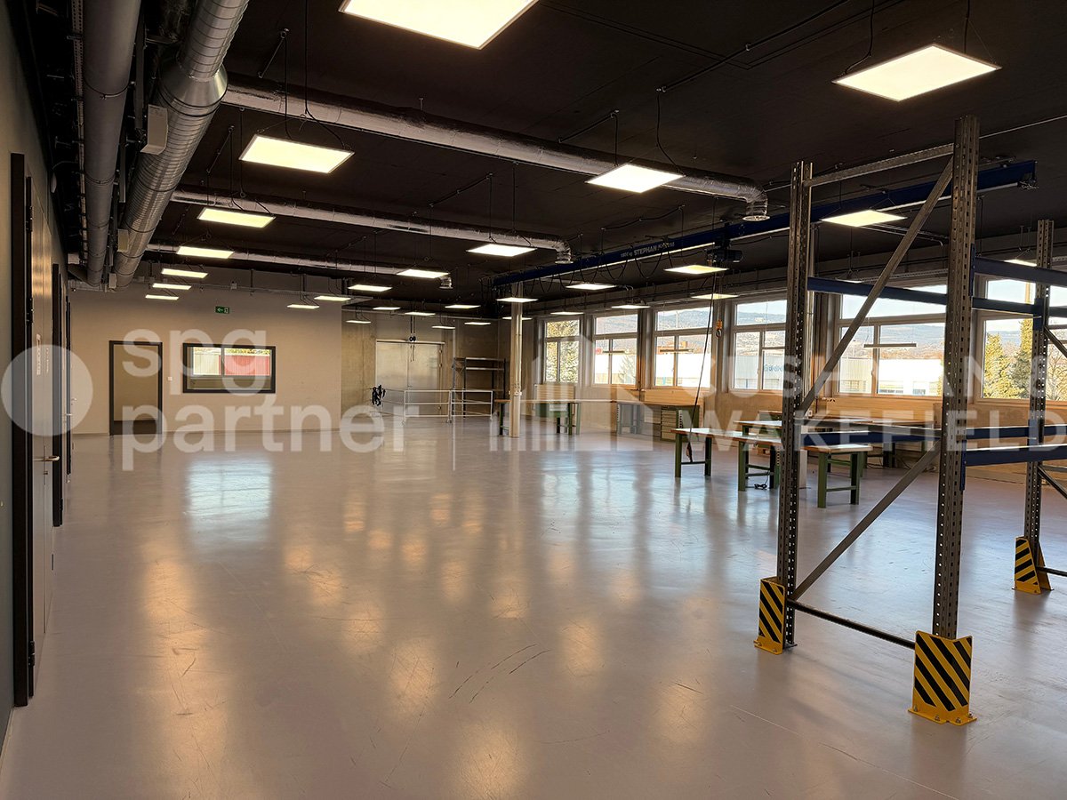 1280m² commerciale