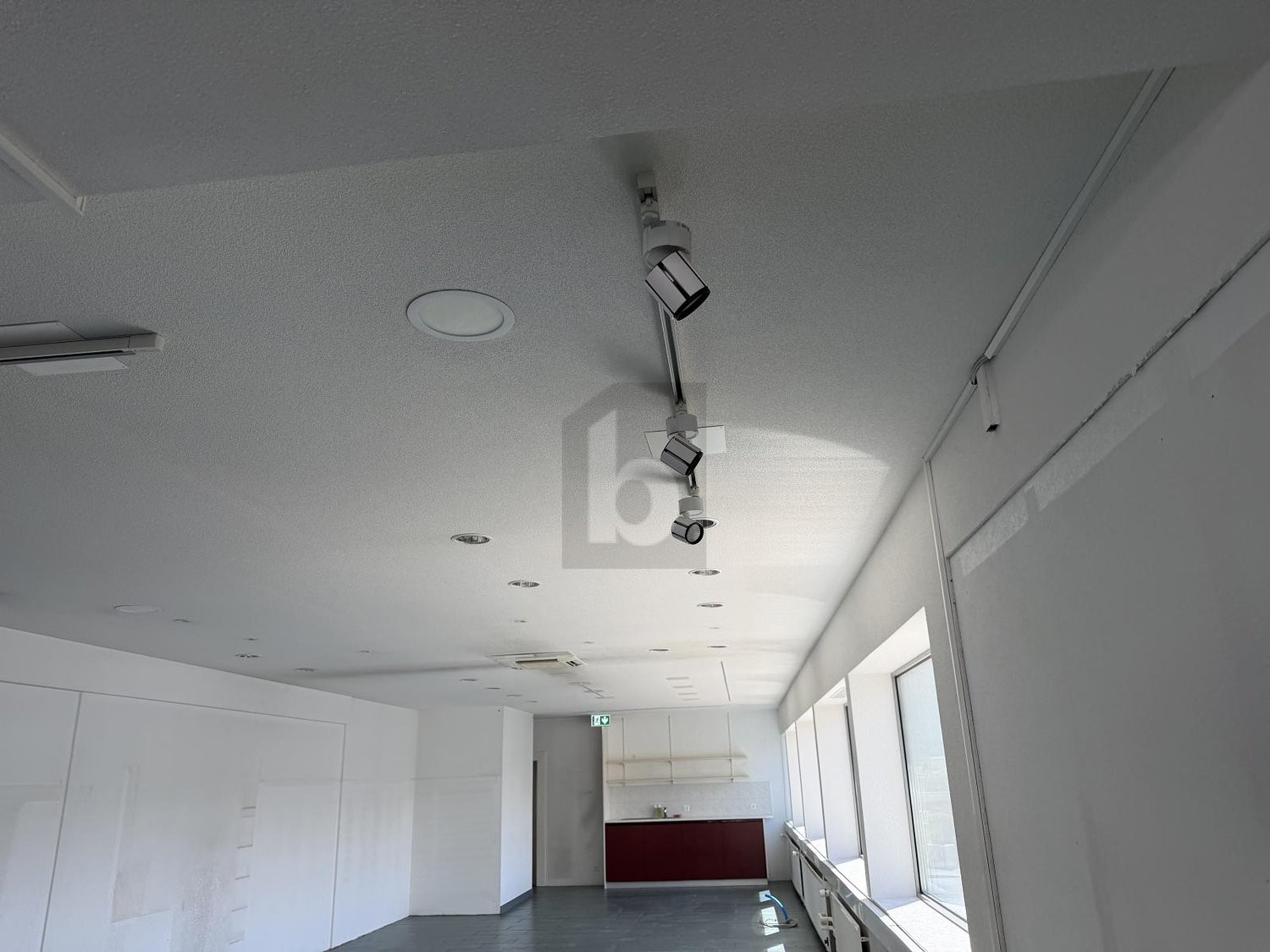 170m² Einkaufszentrum, Foto 4 von 4
