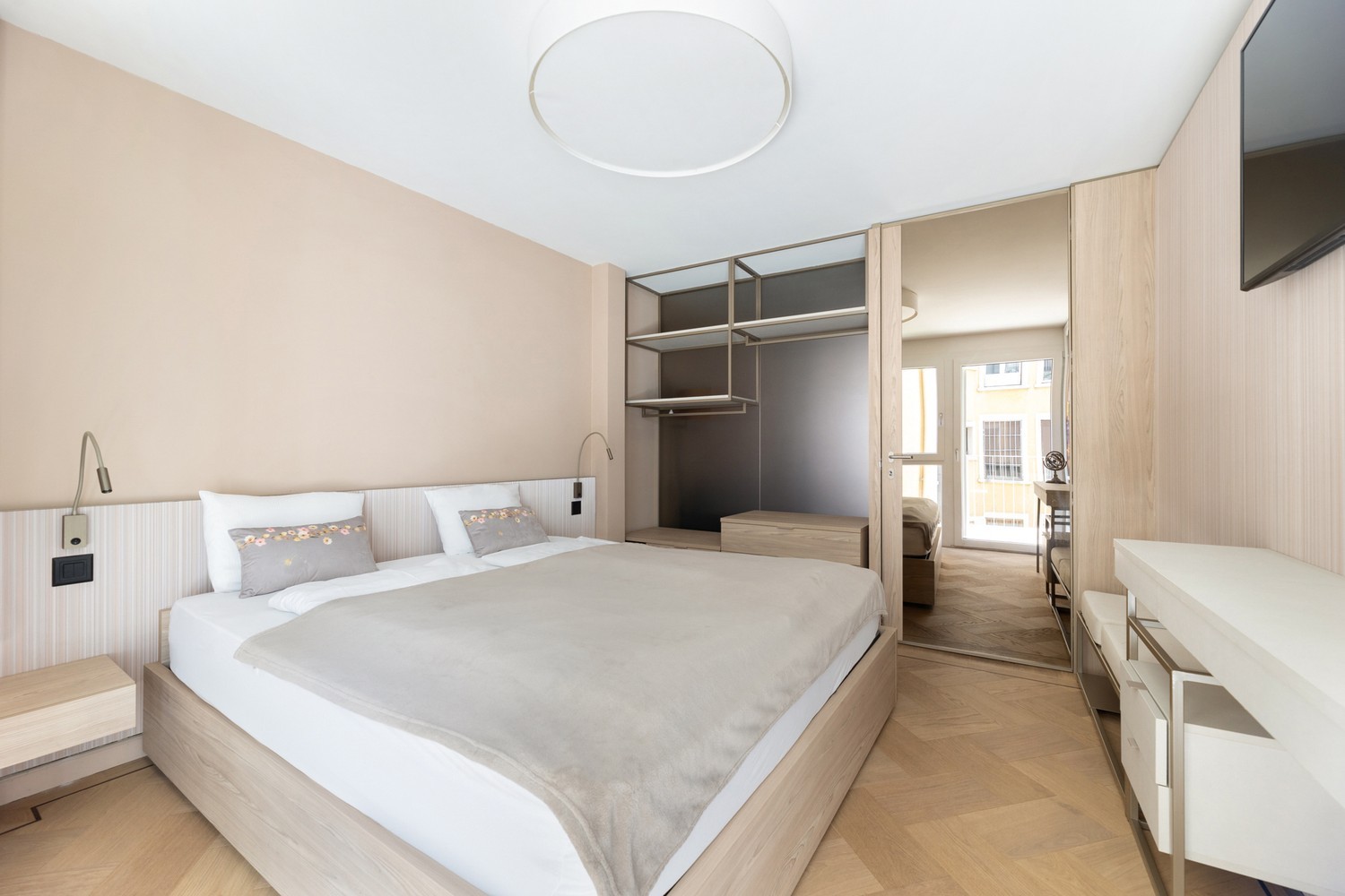2 ½ Zimmer möblierte Wohnung