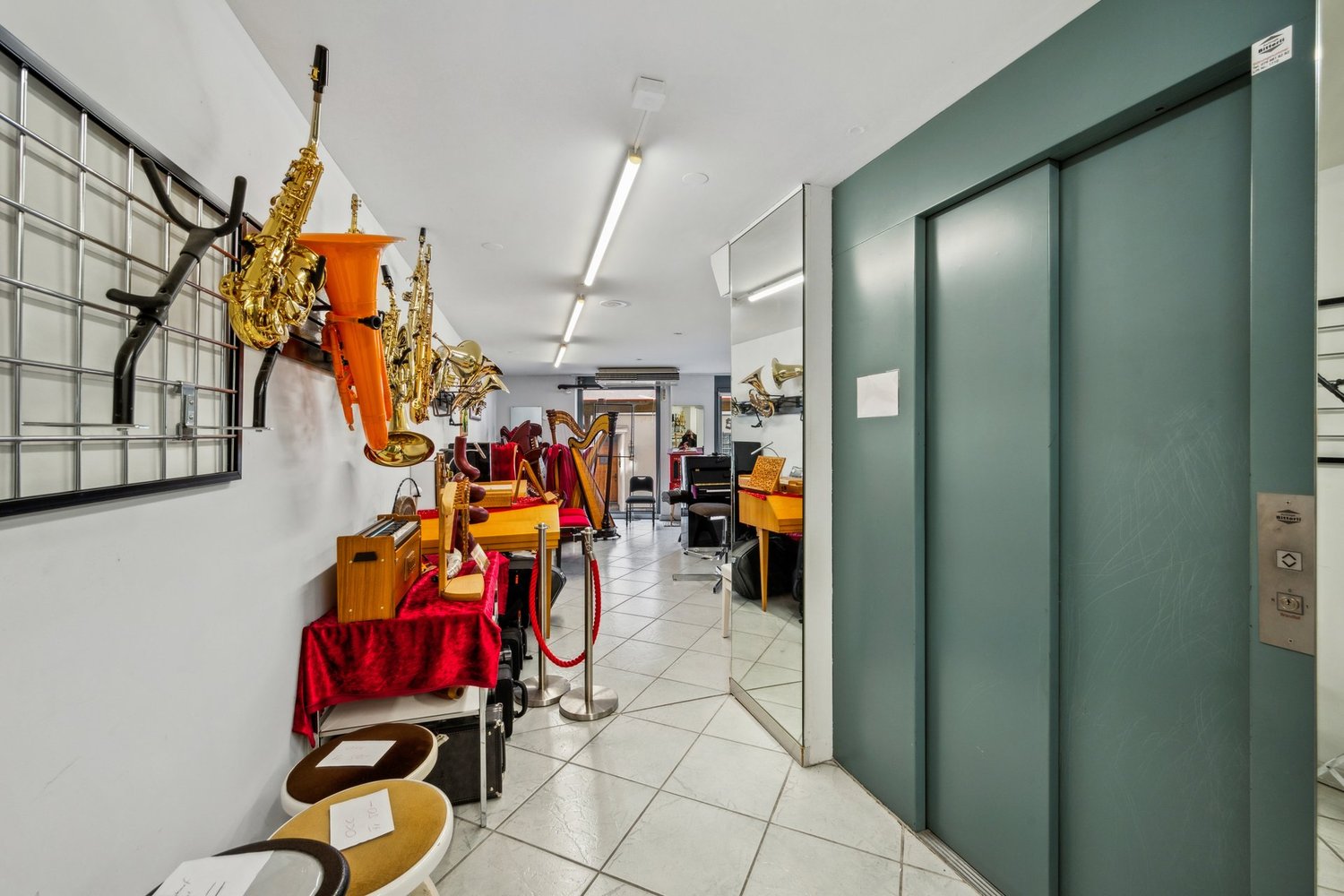negozio di 200m², foto 5 di 10