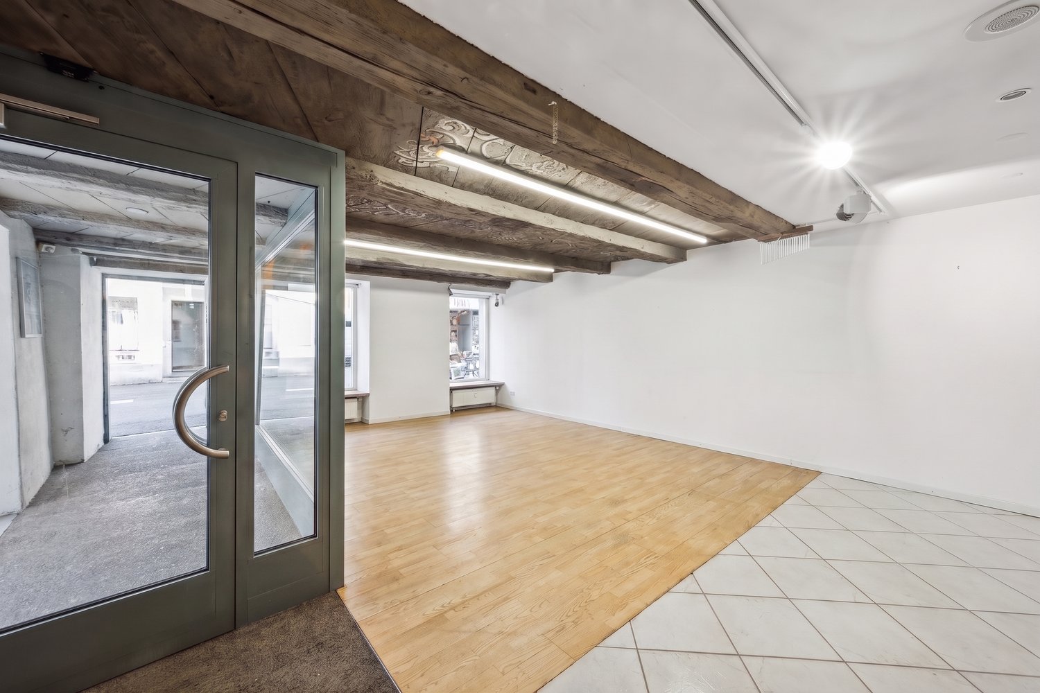 negozio di 200m², foto 3 di 10