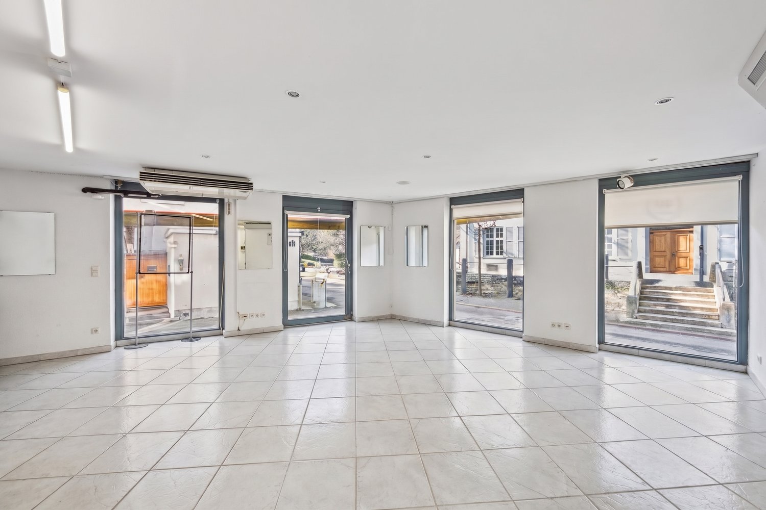 negozio di 200m², foto 6 di 10