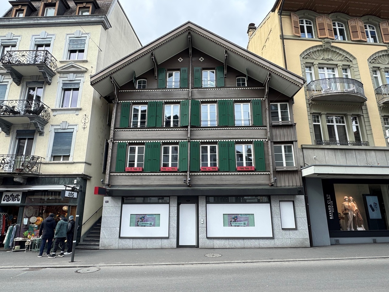Negozio di 365m²
