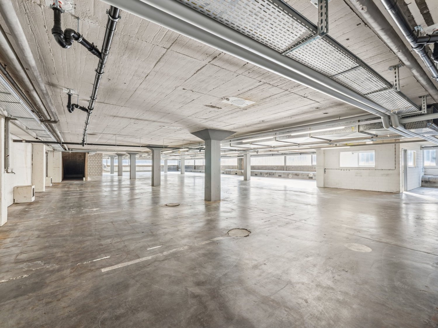 2000m² industrial object, Foto 5 von 10