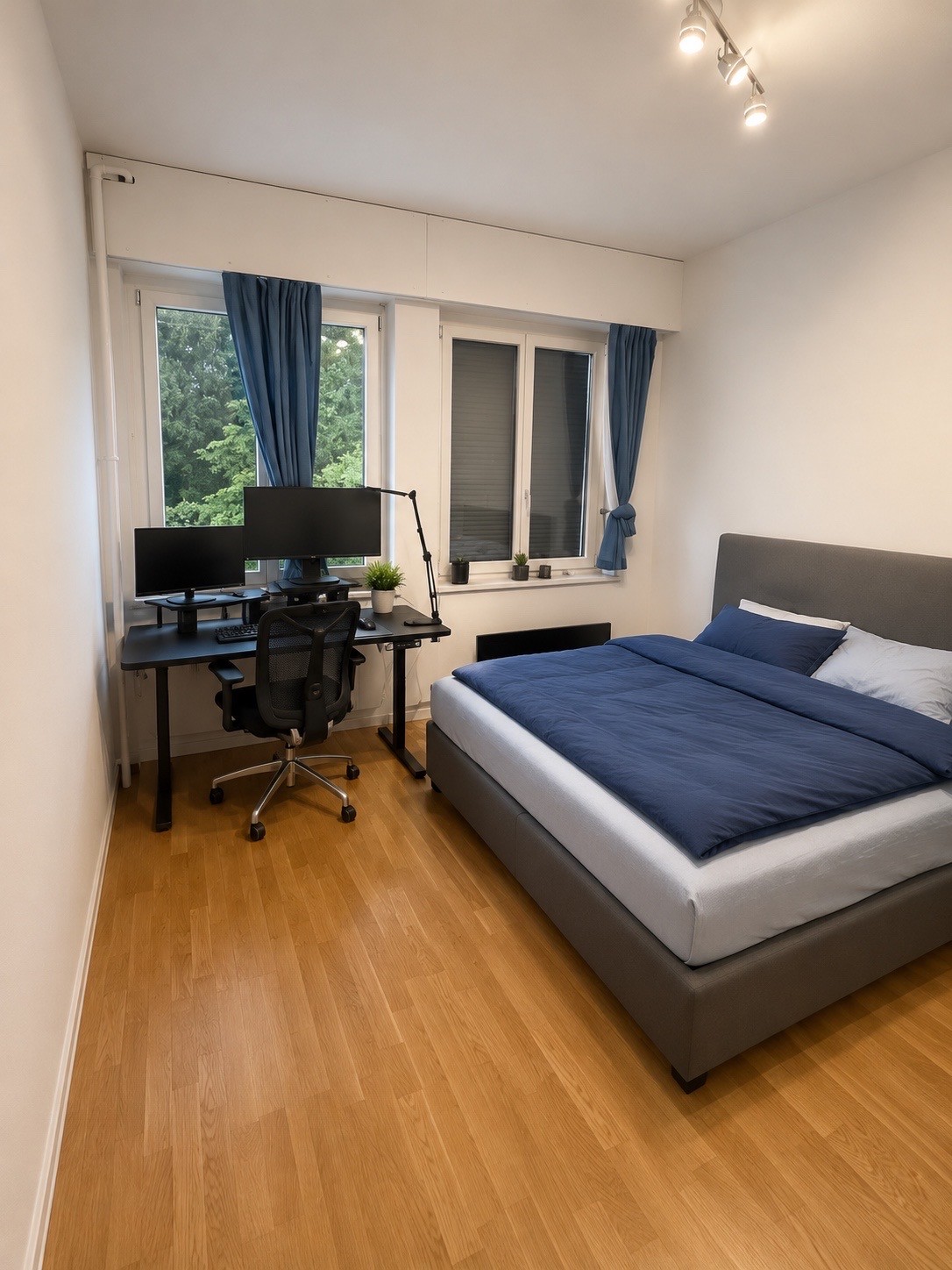 Zimmer in einer Wohngemeinschaft, Foto 1 von 3
