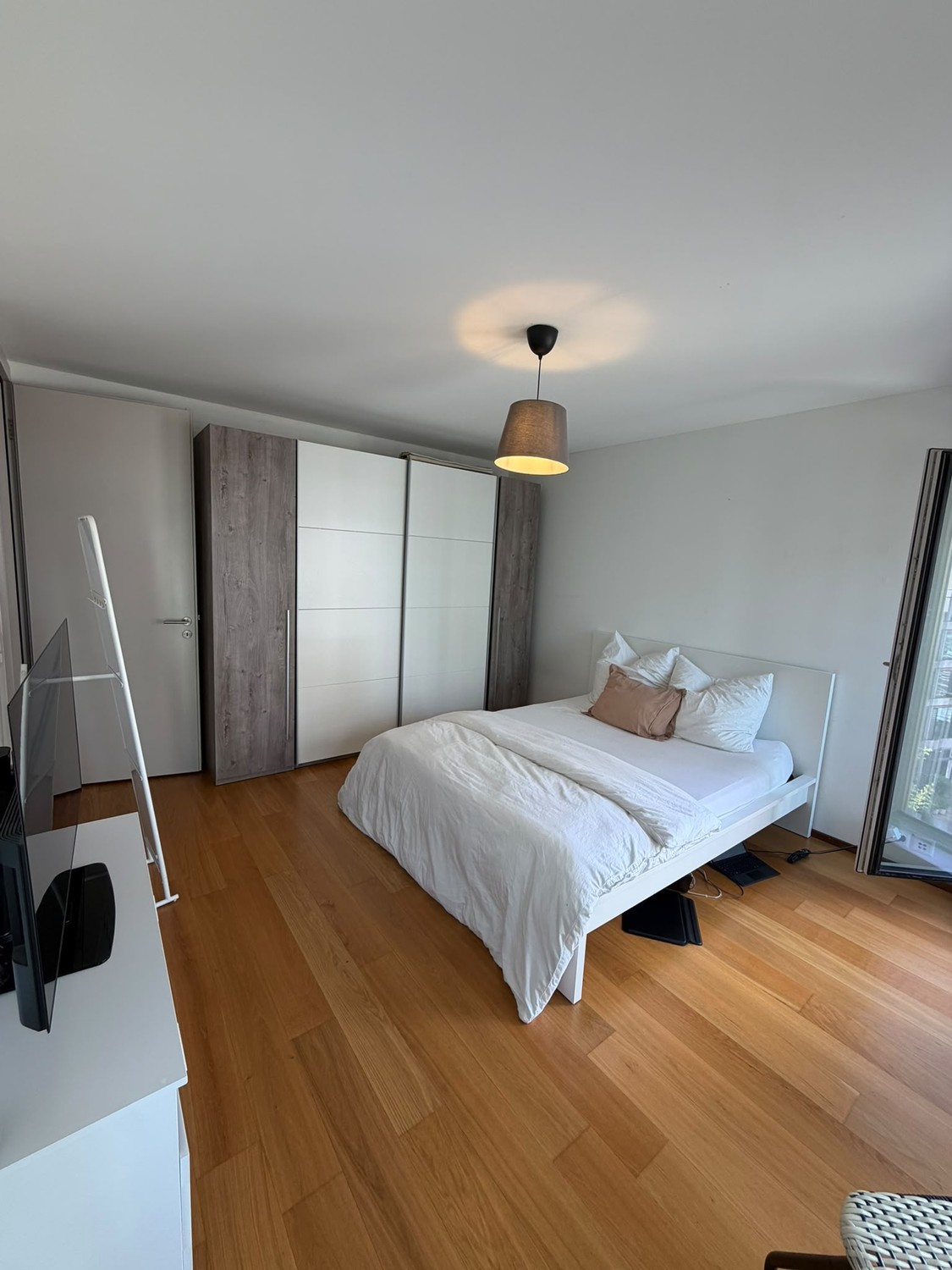 Zimmer in einer Wohngemeinschaft, Foto 3 von 8
