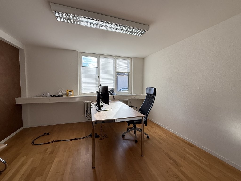 151m² commerciale