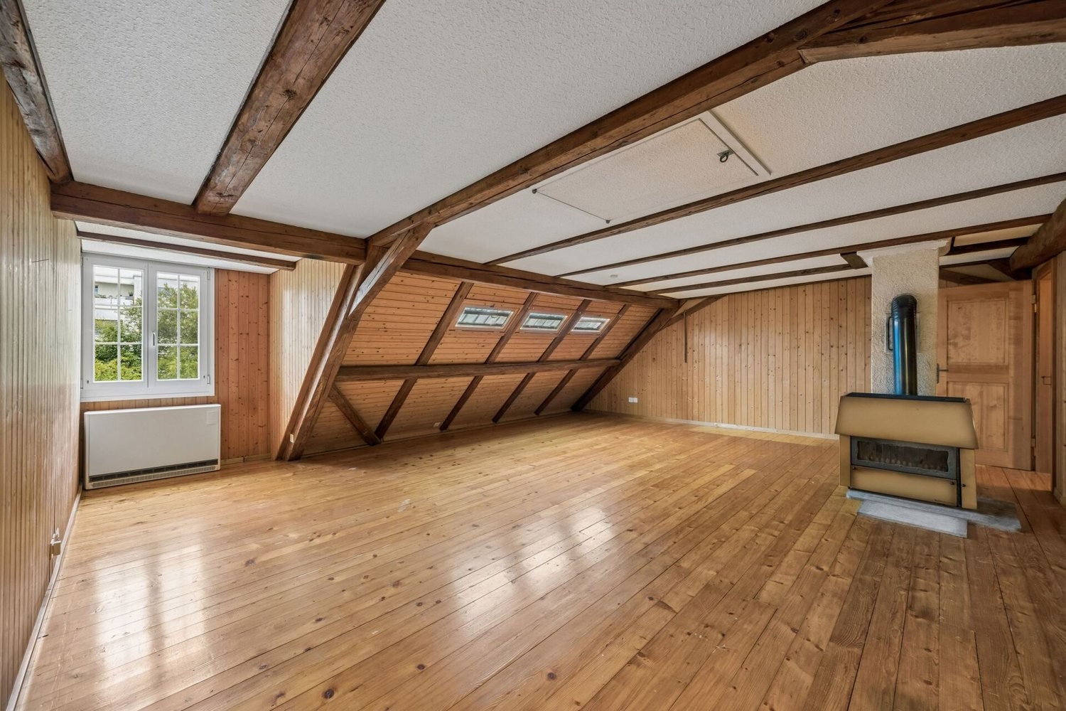 2 rooms row house