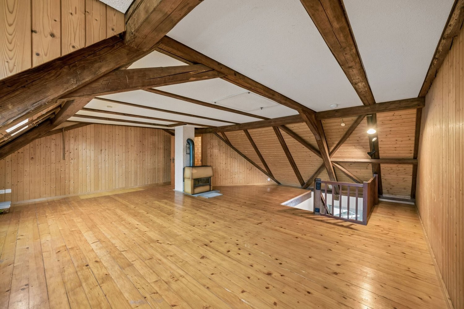 2 rooms row house