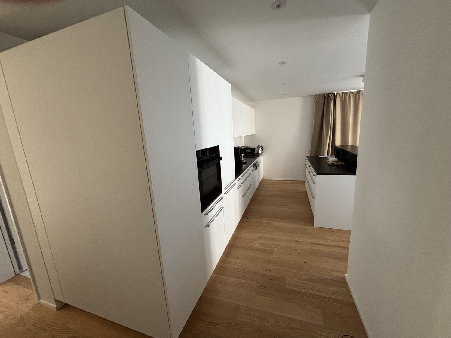 Zimmer in einer Wohngemeinschaft, Foto 1 von 9