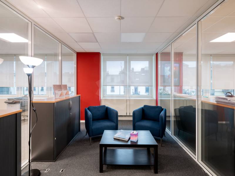 161m² Büro, Foto 4 von 10
