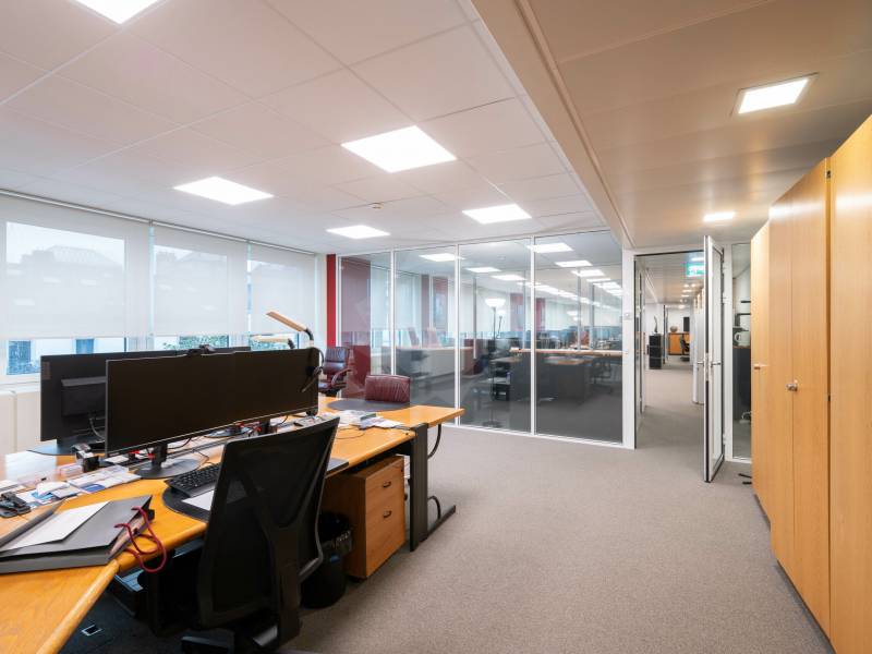 161m² Büro, Foto 8 von 10