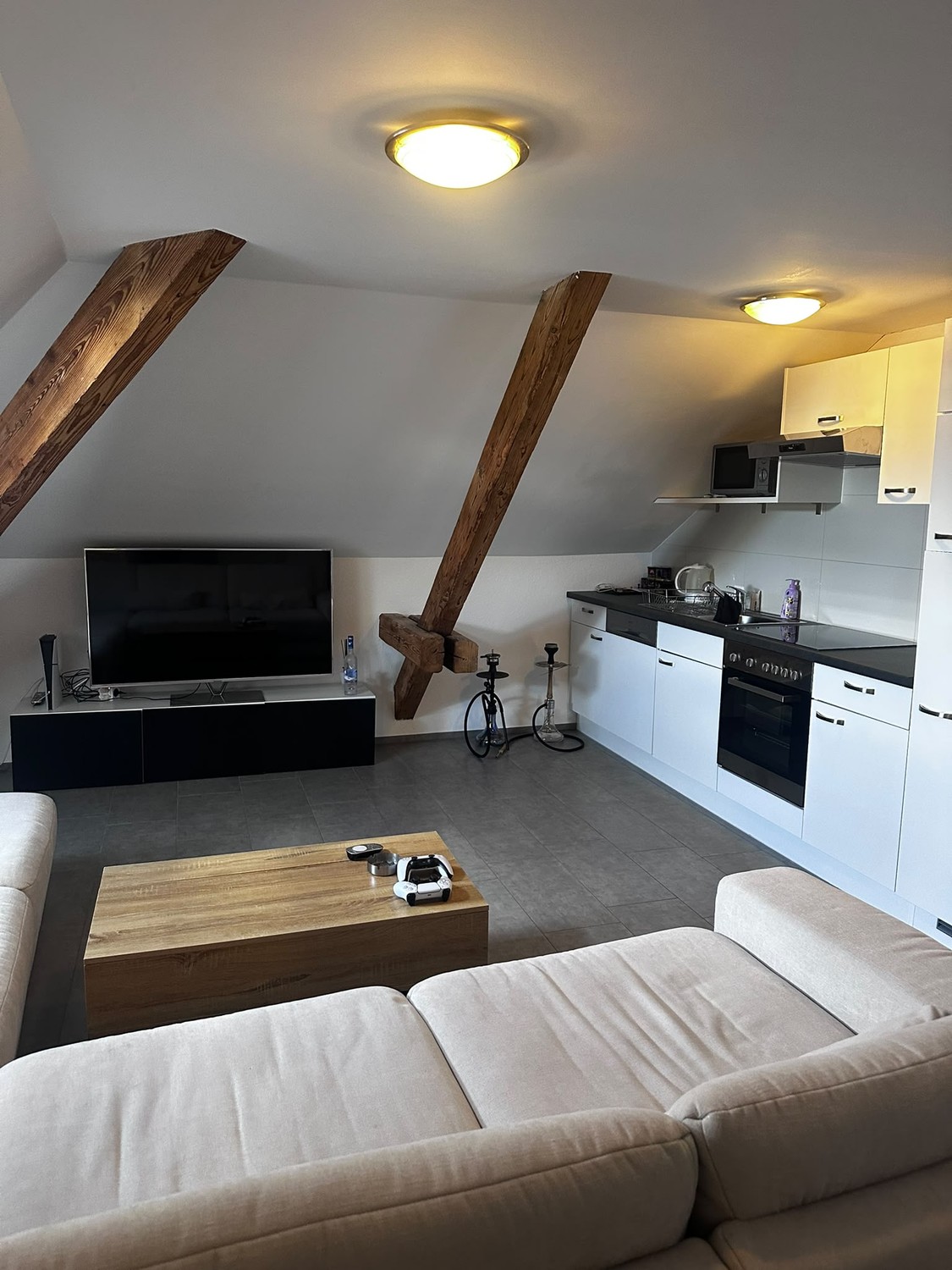 Appartement mansardé de 2 ½ pièces, photo 1 sur 6