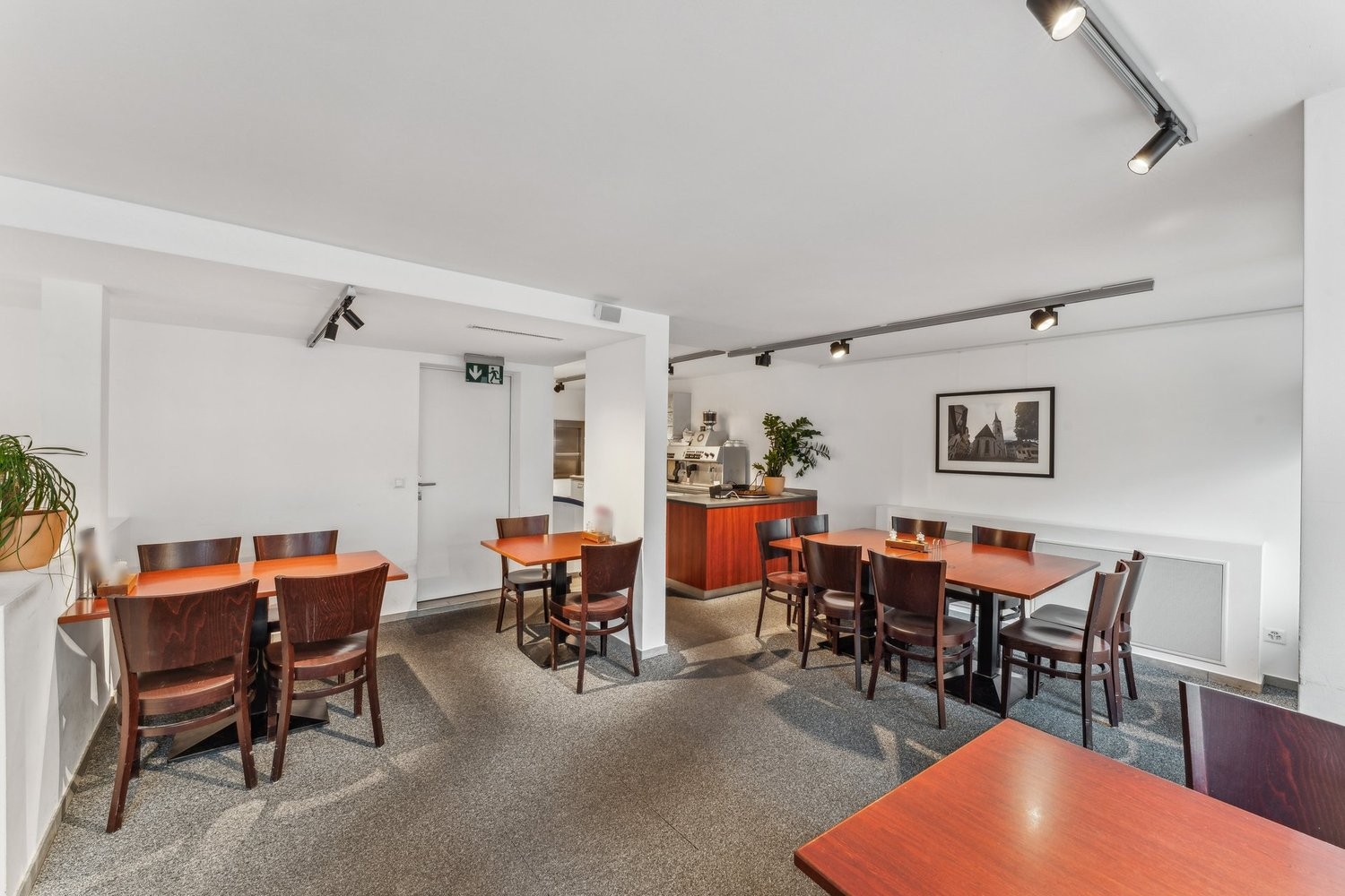 Ristorante di 265m²