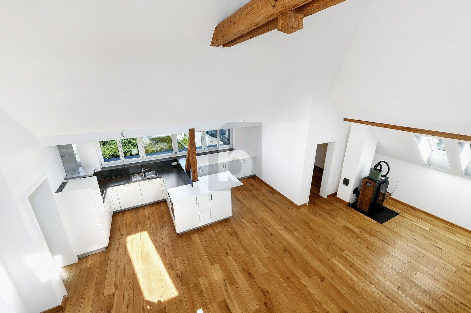 11 rooms multi family house, Foto 4 von 4