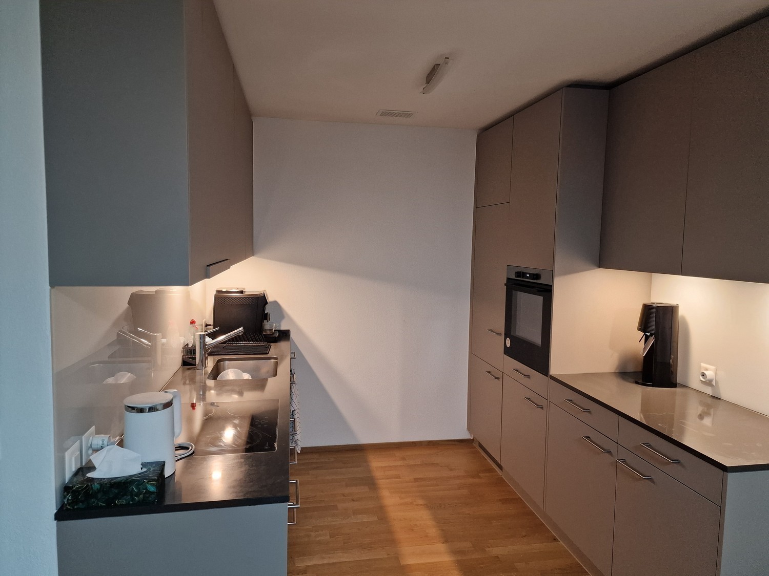 Zimmer in einer Wohngemeinschaft, Foto 1 von 4