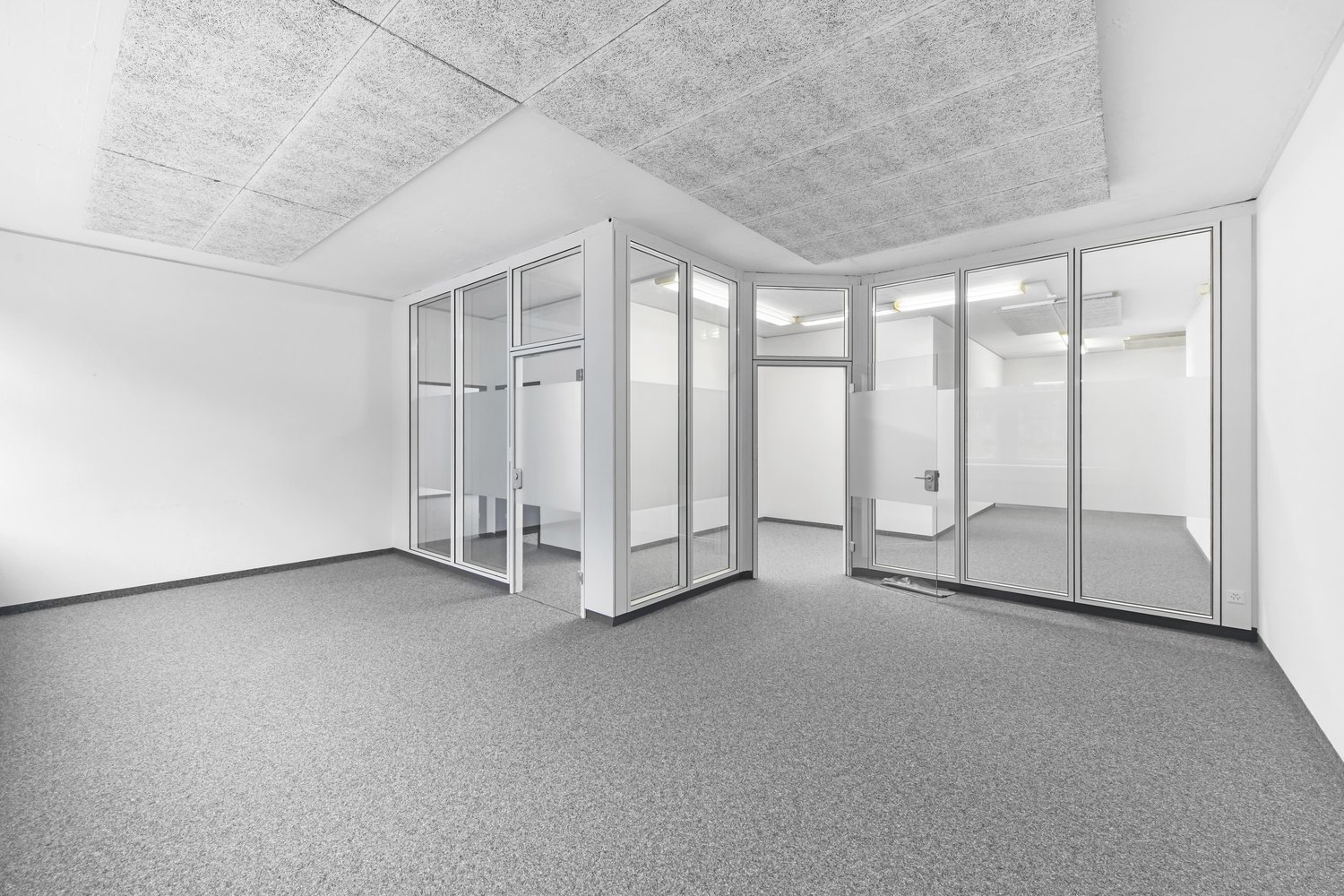 Commercial, Foto 10 von 10