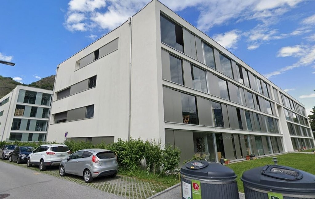 Unterirdischer Parkplatz, Foto 3 von 3