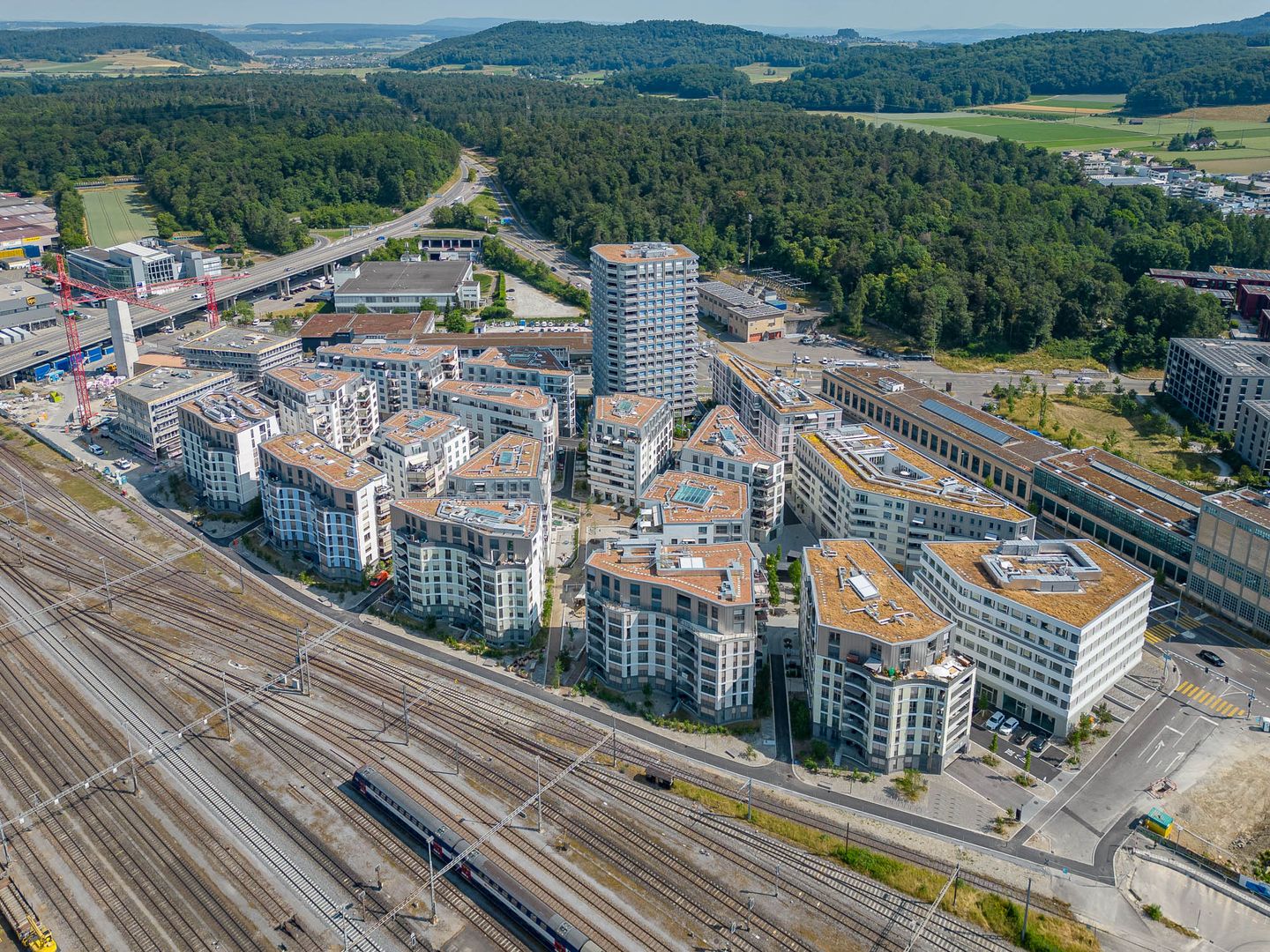 Commercial, Foto 2 von 10
