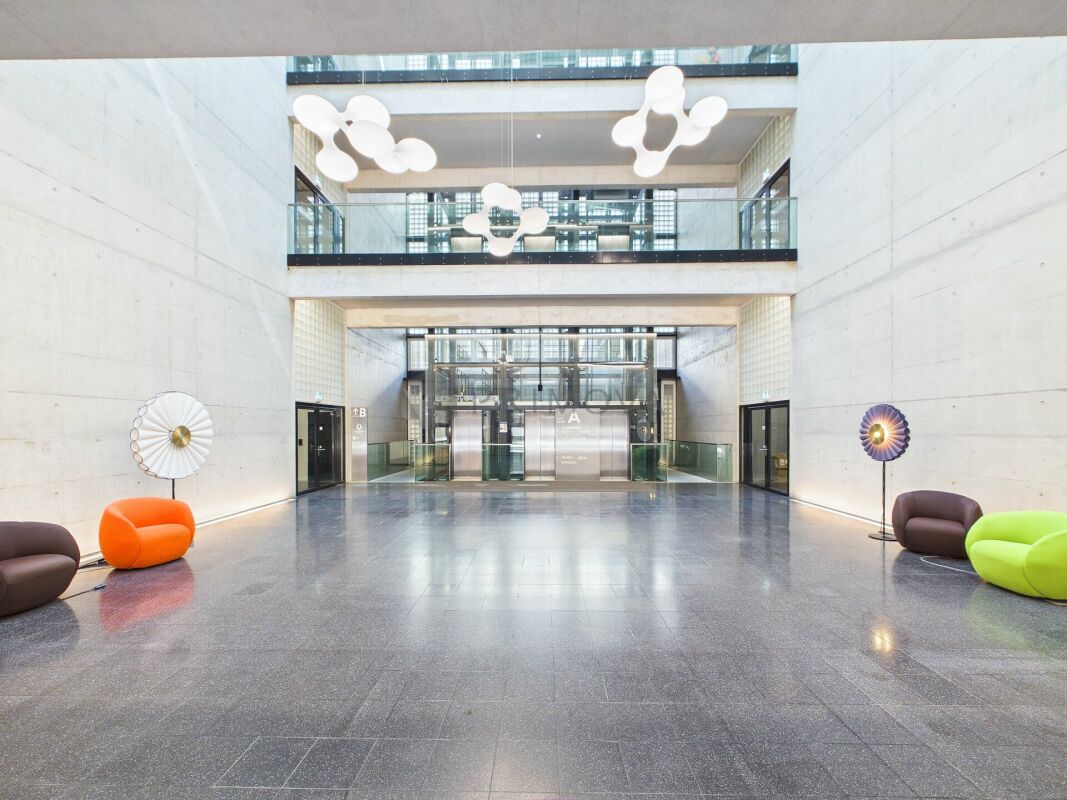 417m² office, Foto 2 von 10