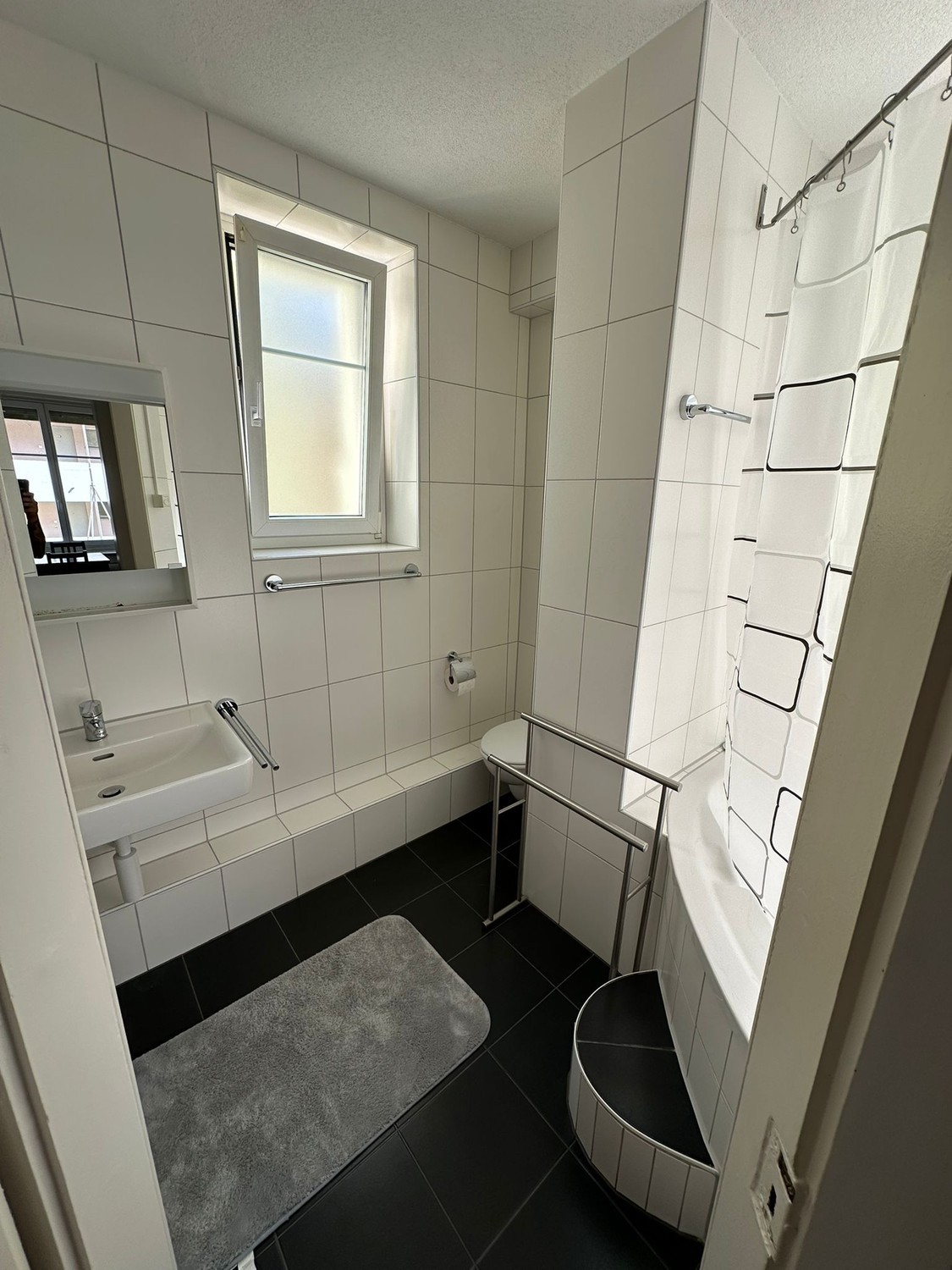 Chambre dans un appartement partagé