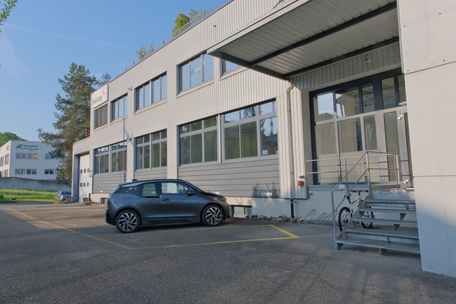 467m² office