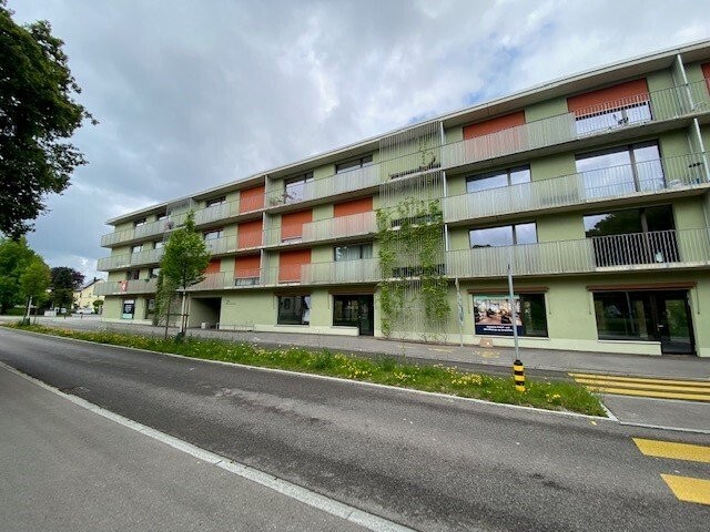 106m² commerciale