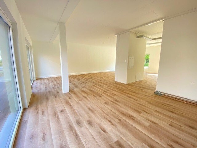 106m² commerciale