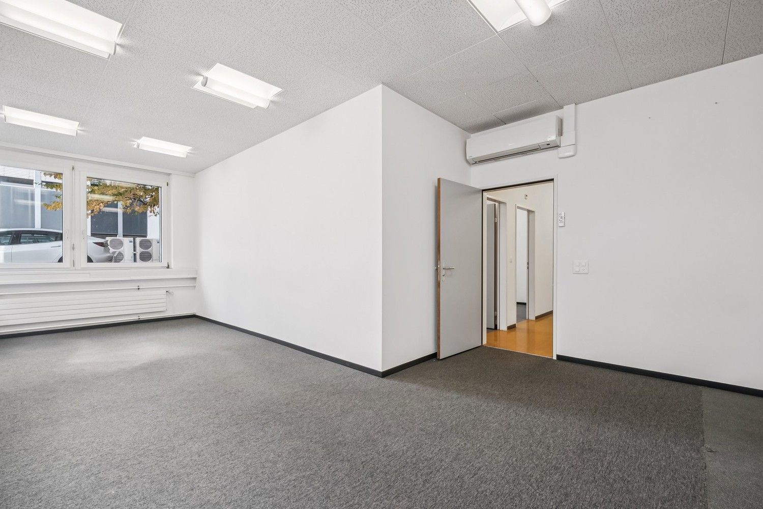 165m² office