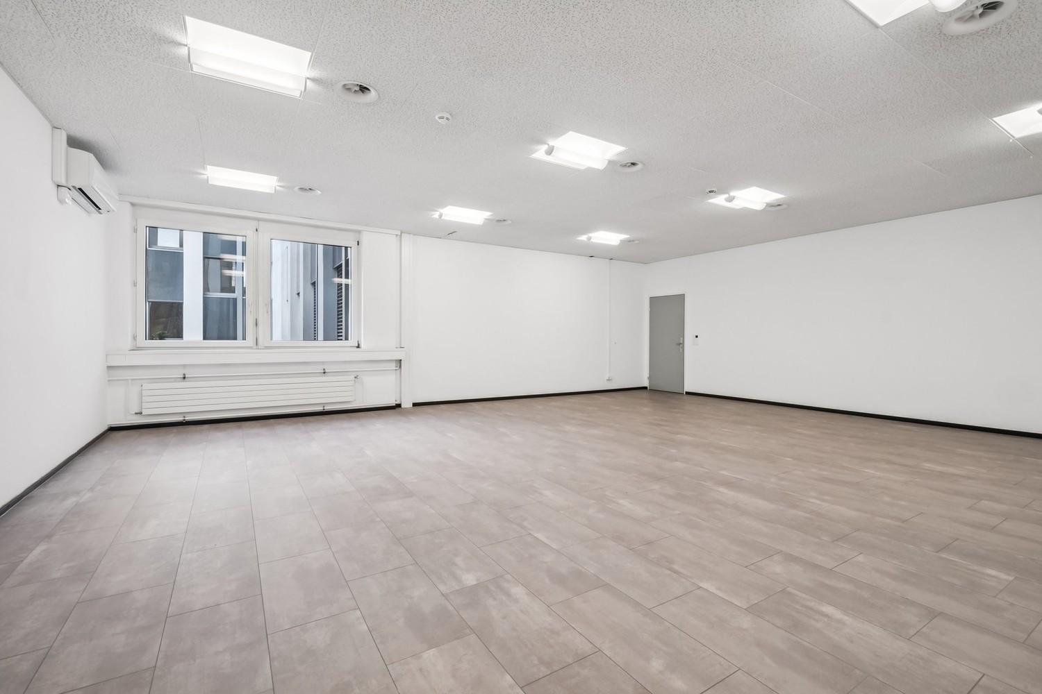 165m² office