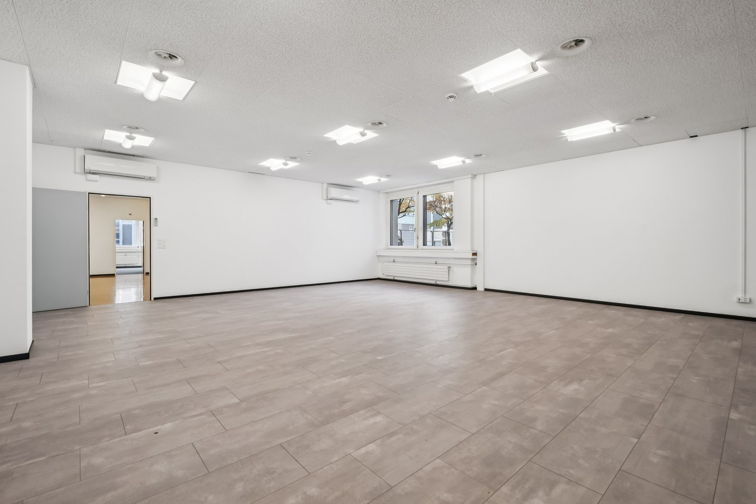 165m² office